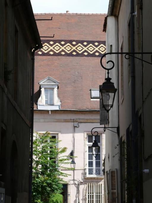 Charming Flat In Historical Centre Apartment *