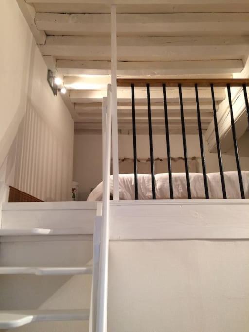 Charming Flat In Historical Centre Apartment *